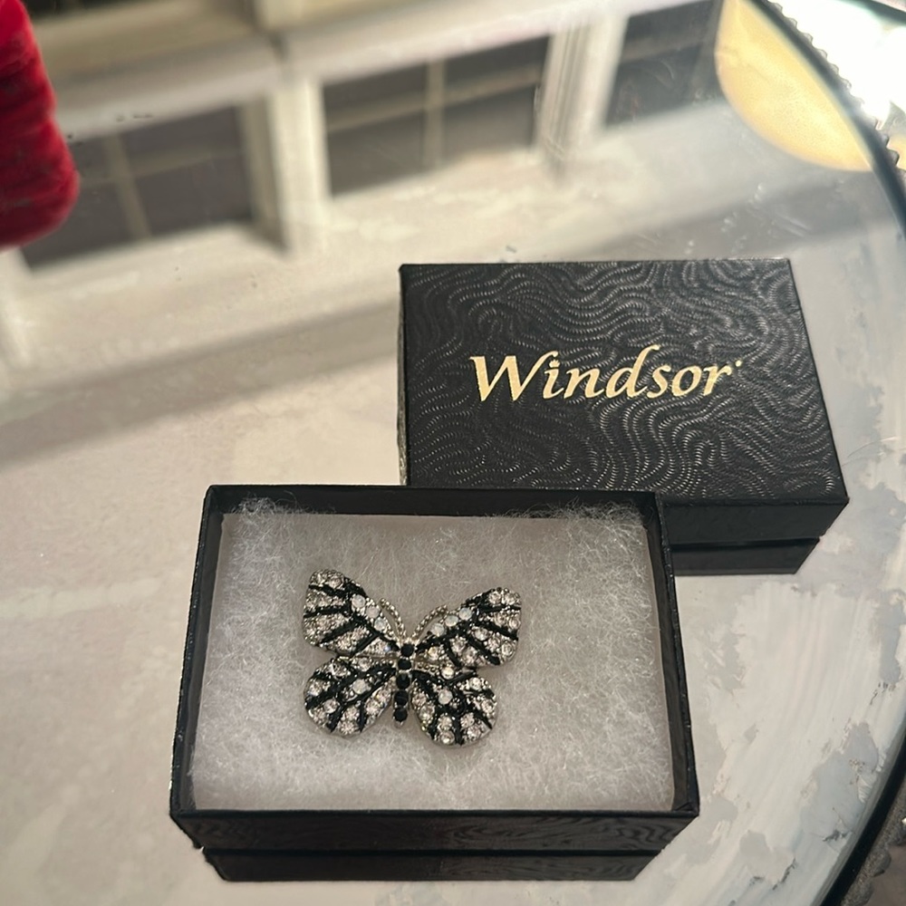 Windsor Butterfly Pin